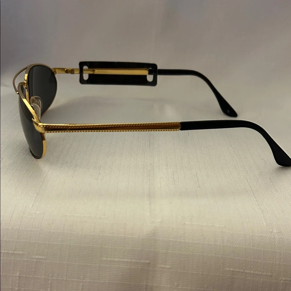 Vintage Notorio N120 Gold and Black Sunglasses. New. 100% UV